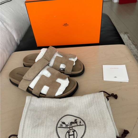 Hermès Chypre beige sandals - Picture 2 of 11